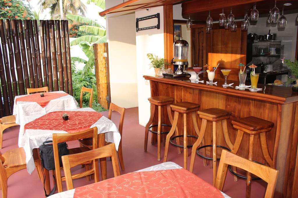 Hotel Del Sol Galapagos ปูแอร์โตอาโยรา ภายนอก รูปภาพ