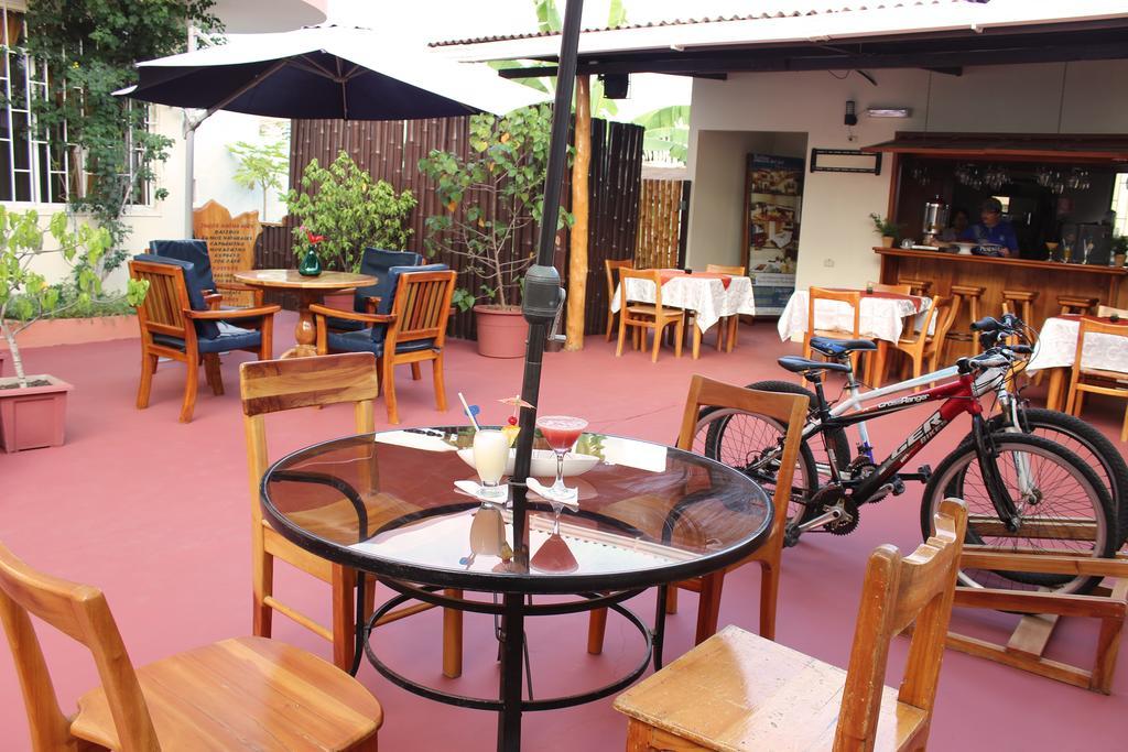 Hotel Del Sol Galapagos ปูแอร์โตอาโยรา ภายนอก รูปภาพ