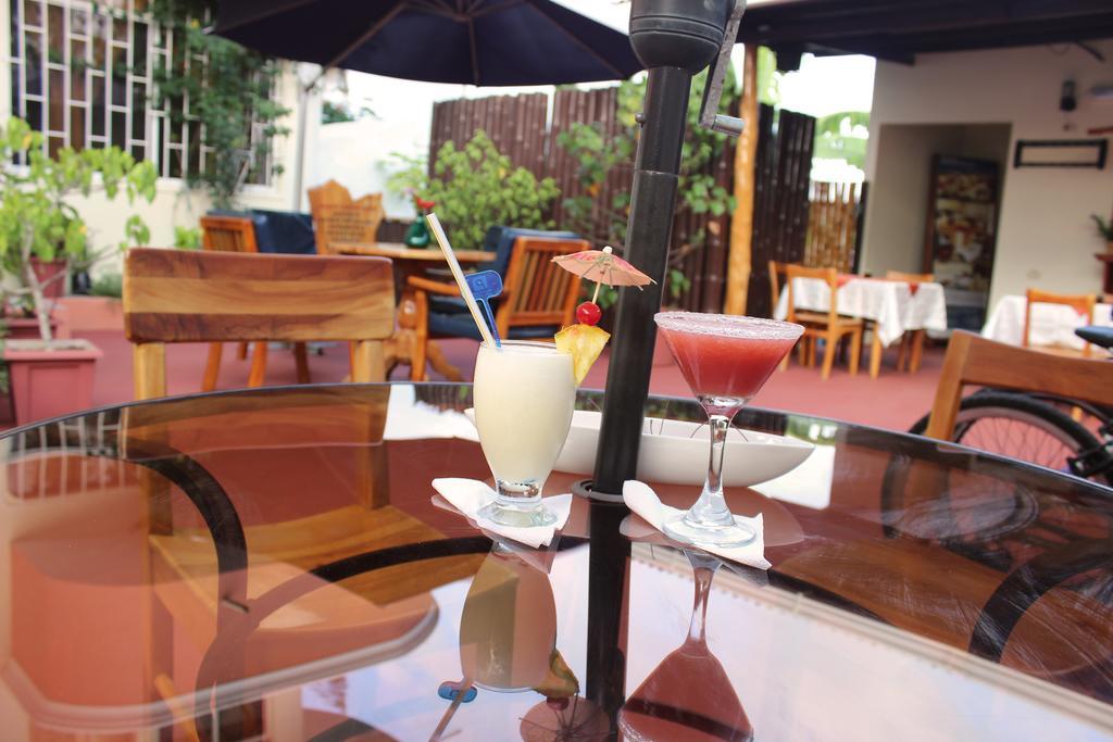 Hotel Del Sol Galapagos ปูแอร์โตอาโยรา ภายนอก รูปภาพ
