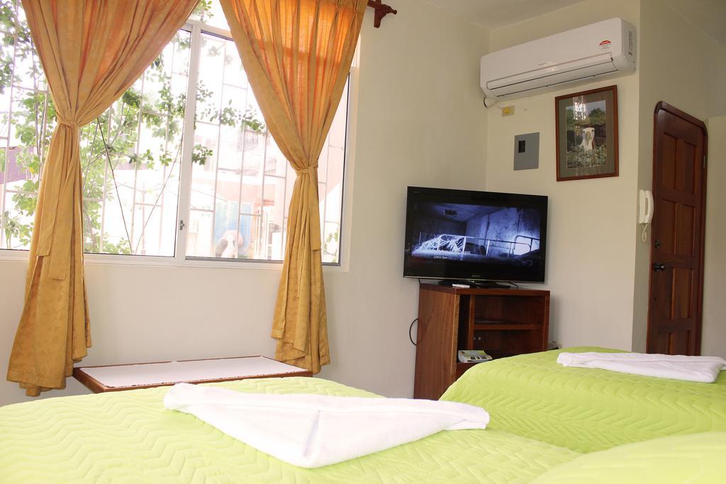 Hotel Del Sol Galapagos ปูแอร์โตอาโยรา ห้อง รูปภาพ