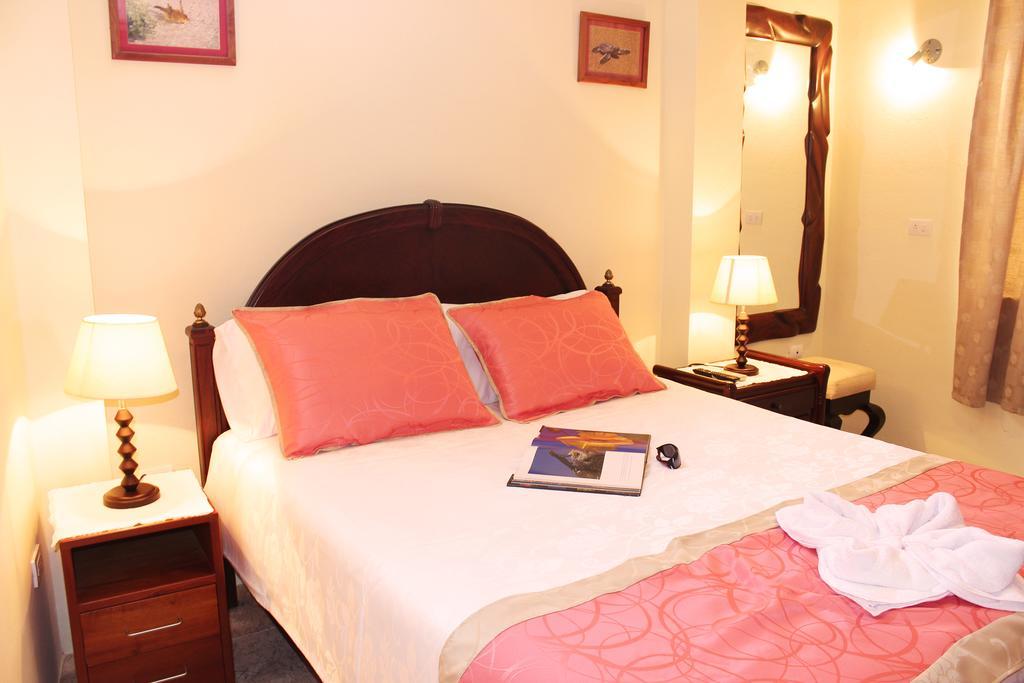 Hotel Del Sol Galapagos ปูแอร์โตอาโยรา ห้อง รูปภาพ